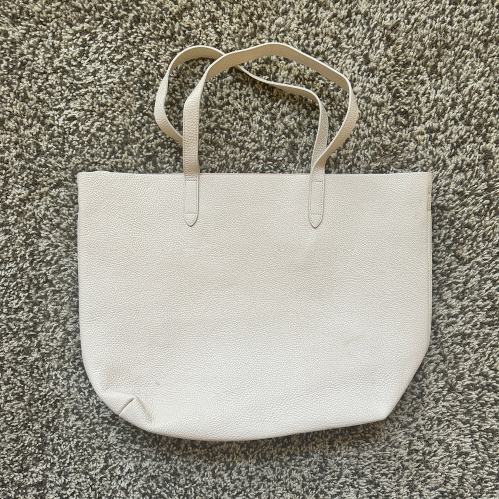 New Cuyana Structured Tote SOLD OUT